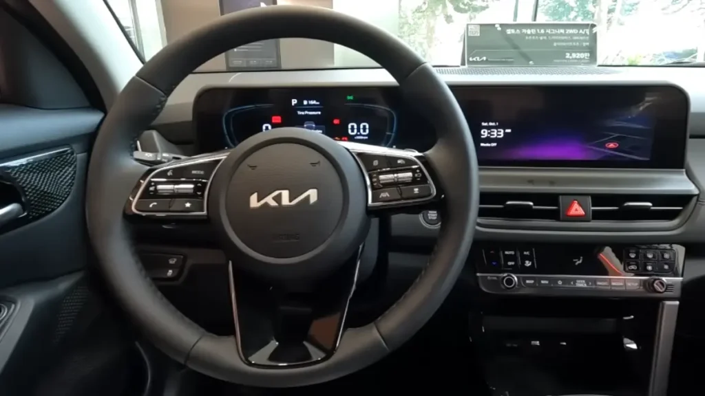 Kia Seltos 2024 interior